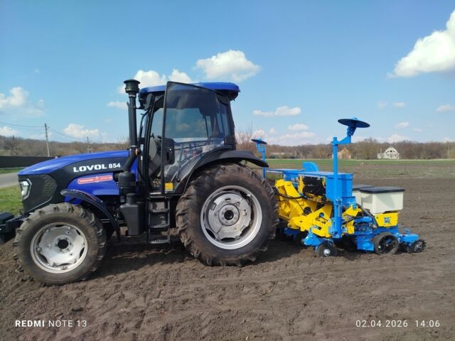 Синий Lovol 854, объемом двигателя 3.8 л и пробегом 950 тыс. км за 23000 $, фото 1 на Automoto.ua