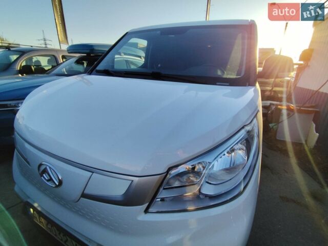 Белый Maxus e-Deliver 3, объемом двигателя 0 л и пробегом 65 тыс. км за 21999 $, фото 1 на Automoto.ua