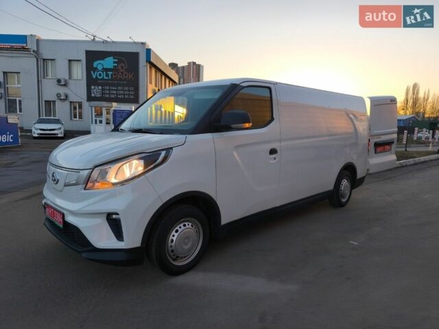 Белый Maxus e-Deliver 3, объемом двигателя 0 л и пробегом 1 тыс. км за 31999 $, фото 1 на Automoto.ua