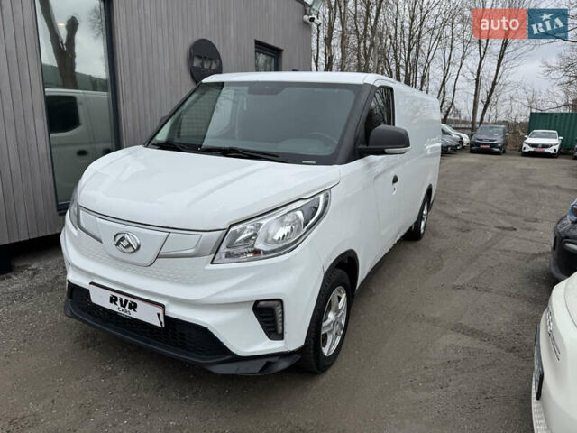 Белый Maxus e-Deliver 3, объемом двигателя 0 л и пробегом 106 тыс. км за 10500 $, фото 1 на Automoto.ua