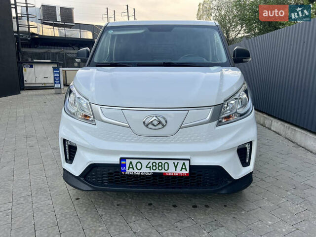 Белый Maxus e-Deliver 3, объемом двигателя 0 л и пробегом 84 тыс. км за 14999 $, фото 1 на Automoto.ua