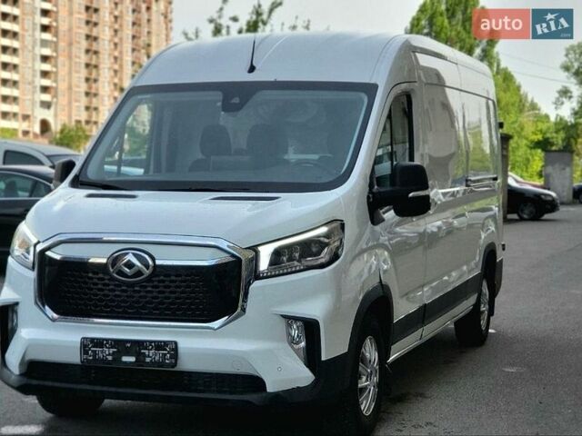 Белый Maxus e-Deliver 9, объемом двигателя 0 л и пробегом 92 тыс. км за 24999 $, фото 1 на Automoto.ua