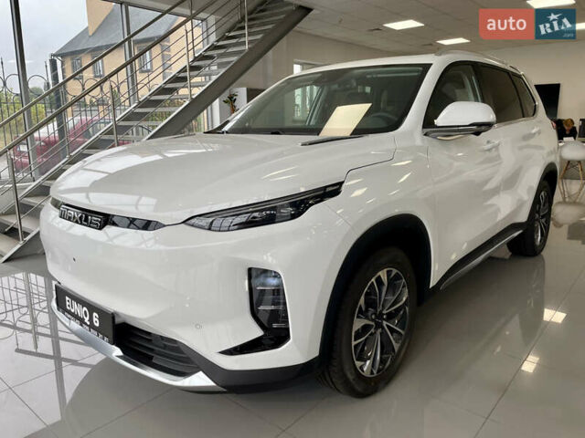 Белый Maxus Euniq 6, объемом двигателя 0 л и пробегом 1 тыс. км за 31000 $, фото 1 на Automoto.ua