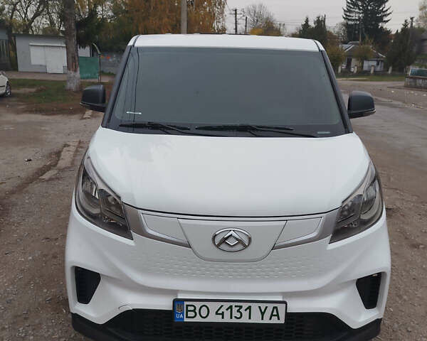 Белый Maxus EV30L, объемом двигателя 0 л и пробегом 70 тыс. км за 14500 $, фото 1 на Automoto.ua