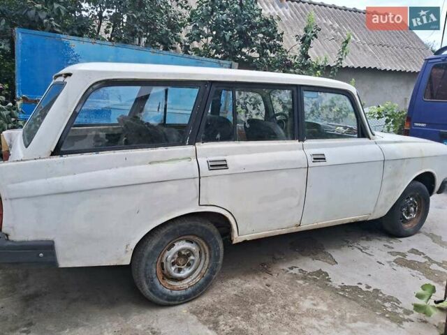 Белый Москвич/АЗЛК 2137, объемом двигателя 1.4 л и пробегом 60 тыс. км за 300 $, фото 1 на Automoto.ua