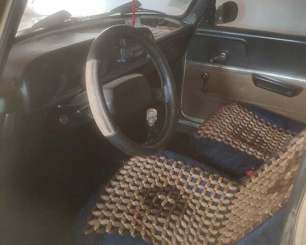 Бежевий Москвич/АЗЛК 2140, об'ємом двигуна 1.5 л та пробігом 100 тис. км за 500 $, фото 1 на Automoto.ua