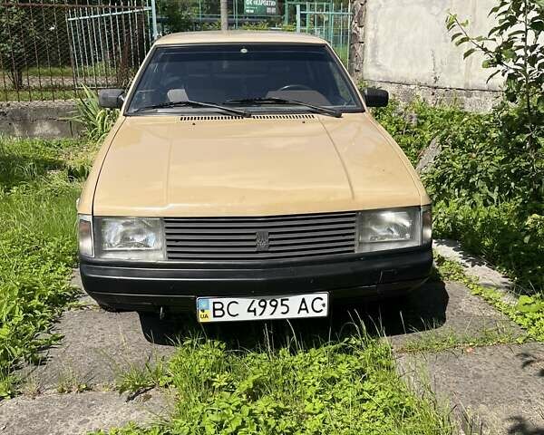 Бежевый Москвич/АЗЛК 2141, объемом двигателя 1.5 л и пробегом 100 тыс. км за 1200 $, фото 1 на Automoto.ua