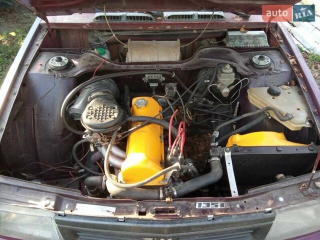 Красный Москвич/АЗЛК 2141, объемом двигателя 1.6 л и пробегом 105 тыс. км за 700 $, фото 1 на Automoto.ua