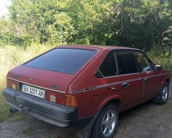 Красный Москвич/АЗЛК 2141, объемом двигателя 1.5 л и пробегом 70 тыс. км за 700 $, фото 1 на Automoto.ua