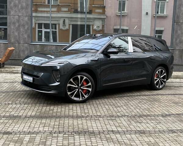 Серый NIO ES8, объемом двигателя 0 л и пробегом 1 тыс. км за 73000 $, фото 1 на Automoto.ua
