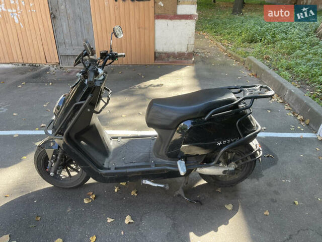 Черный Omax Maxon, объемом двигателя 0 л и пробегом 4 тыс. км за 1054 $, фото 1 на Automoto.ua