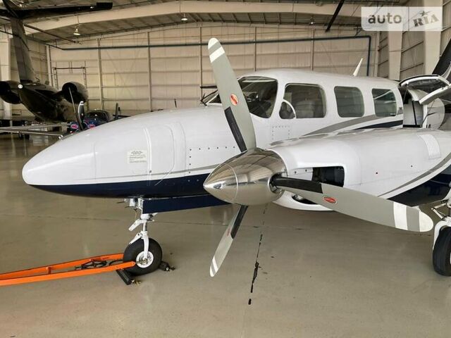 Белый Piper PA-32, объемом двигателя 0 л и пробегом 4 тыс. км за 338218 $, фото 1 на Automoto.ua