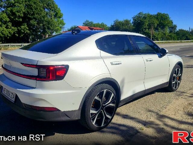 Белый Polestar 2, объемом двигателя 0.3 л и пробегом 71 тыс. км за 24000 $, фото 1 на Automoto.ua