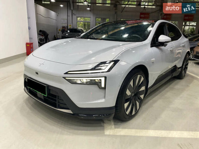 Белый Polestar 4, объемом двигателя 0 л и пробегом 16 тыс. км за 28500 $, фото 1 на Automoto.ua