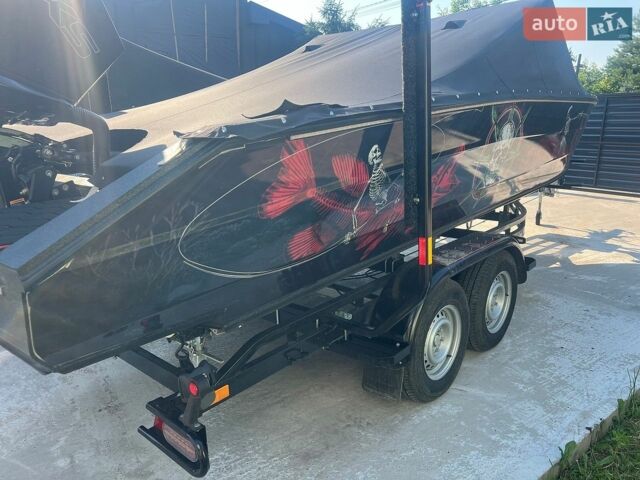 Powerboat 615 DC, объемом двигателя 5.7 л и пробегом 35 тыс. км за 65000 $, фото 1 на Automoto.ua