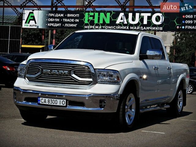 Белый Ram 1500, объемом двигателя 5.65 л и пробегом 193 тыс. км за 25900 $, фото 1 на Automoto.ua