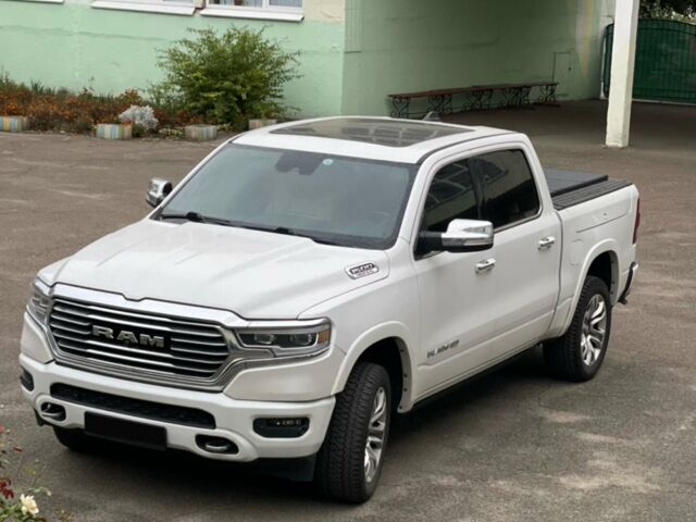 Білий Ram 1500, об'ємом двигуна 5.7 л та пробігом 72 тис. км за 52500 $, фото 1 на Automoto.ua
