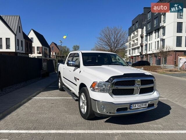 Белый Ram 1500, объемом двигателя 2.99 л и пробегом 147 тыс. км за 32000 $, фото 1 на Automoto.ua