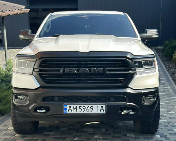 Белый Ram 1500, объемом двигателя 2.99 л и пробегом 122 тыс. км за 70000 $, фото 1 на Automoto.ua