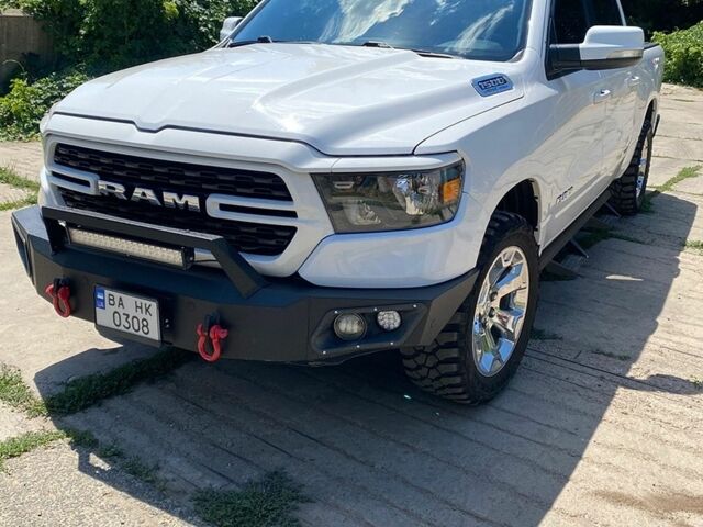 Белый Ram 1500, объемом двигателя 5.65 л и пробегом 80 тыс. км за 40000 $, фото 1 на Automoto.ua