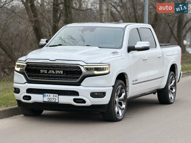 Белый Ram 1500, объемом двигателя 5.65 л и пробегом 39 тыс. км за 78000 $, фото 1 на Automoto.ua