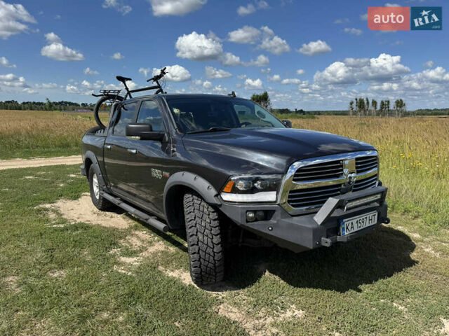 Черный Ram 1500, объемом двигателя 5.65 л и пробегом 146 тыс. км за 32999 $, фото 1 на Automoto.ua