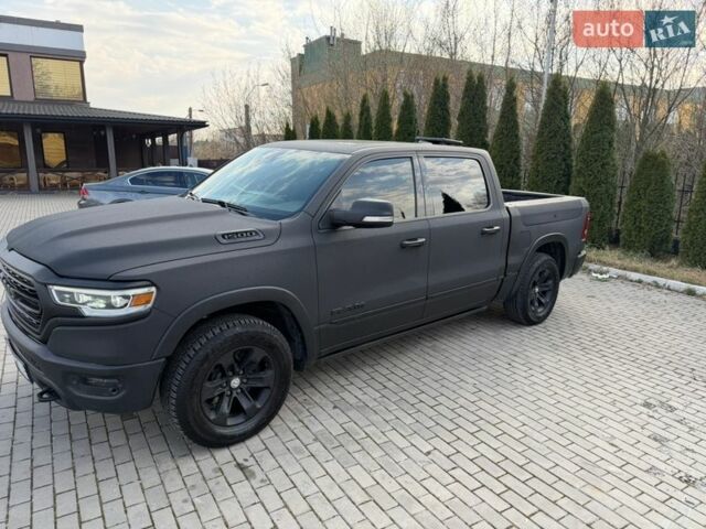 Чорний Ram 1500, об'ємом двигуна 5.7 л та пробігом 190 тис. км за 45000 $, фото 1 на Automoto.ua