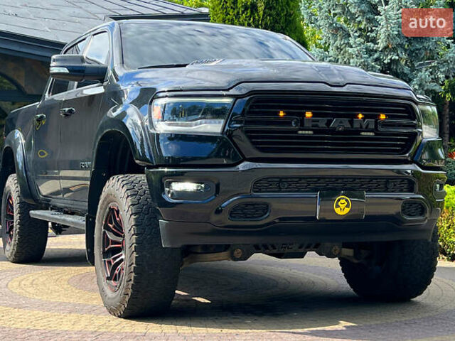 Черный Ram 1500, объемом двигателя 5.7 л и пробегом 57 тыс. км за 54900 $, фото 1 на Automoto.ua