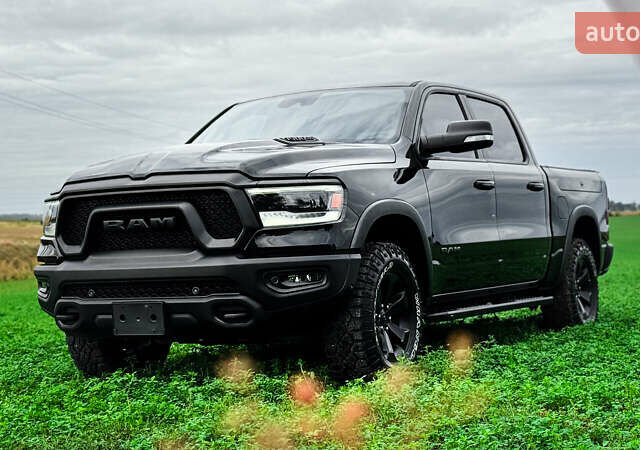 Ram 1500 2020 в Ровно на Automoto.ua Черный Ram 1500, объемом двигателя 2.99 л и пробегом 128 тыс. км за 64999 $, фото 1 на Automoto.ua