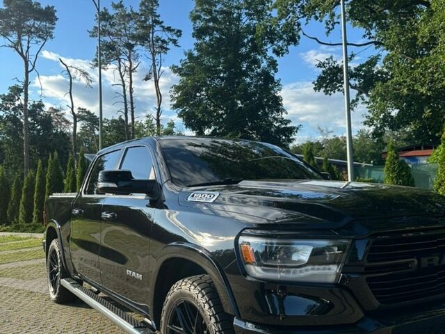 Чорний Ram 1500, об'ємом двигуна 5.65 л та пробігом 82 тис. км за 58000 $, фото 1 на Automoto.ua