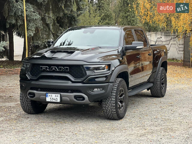 Черный Ram 1500, объемом двигателя 0 л и пробегом 61 тыс. км за 106000 $, фото 1 на Automoto.ua
