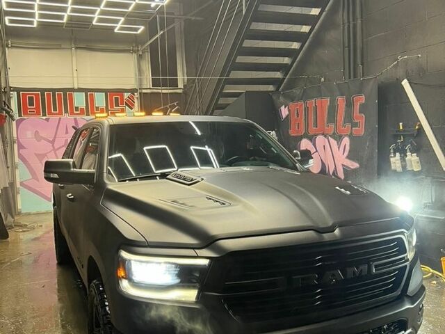 Чорний Ram 1500, об'ємом двигуна 5.7 л та пробігом 75 тис. км за 55000 $, фото 1 на Automoto.ua
