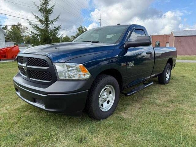 Черный Ram 1500, объемом двигателя 5.7 л и пробегом 68 тыс. км за 7300 $, фото 1 на Automoto.ua