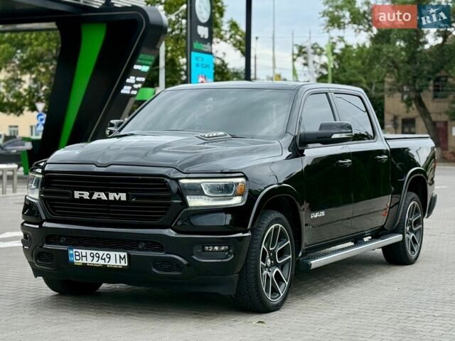 Черный Ram 1500, объемом двигателя 5.65 л и пробегом 175 тыс. км за 57000 $, фото 1 на Automoto.ua