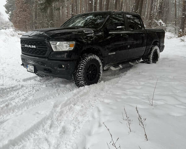 Черный Ram 1500, объемом двигателя 5.65 л и пробегом 200 тыс. км за 38000 $, фото 1 на Automoto.ua