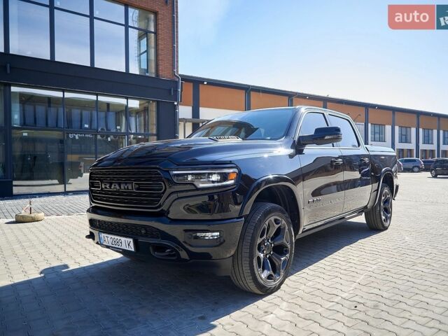 Черный Ram 1500, объемом двигателя 5.65 л и пробегом 55 тыс. км за 55000 $, фото 1 на Automoto.ua