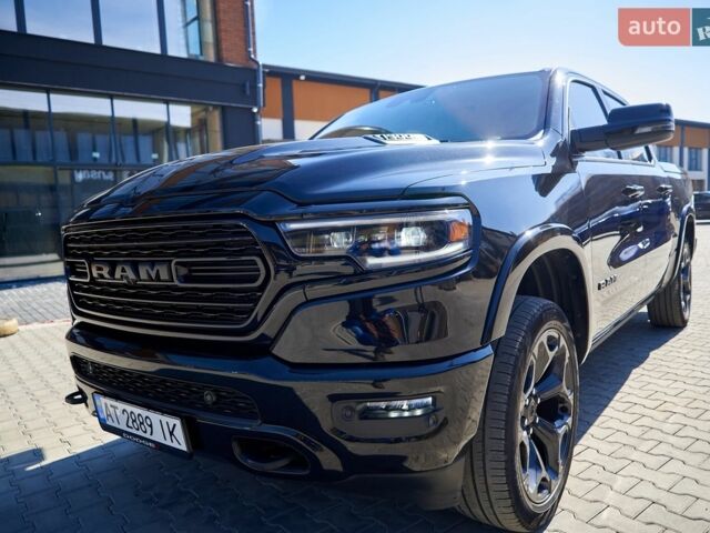 Черный Ram 1500, объемом двигателя 5.65 л и пробегом 35 тыс. км за 65000 $, фото 1 на Automoto.ua