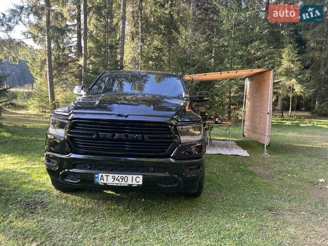 Чорний Ram 1500, об'ємом двигуна 5.65 л та пробігом 31 тис. км за 56500 $, фото 1 на Automoto.ua