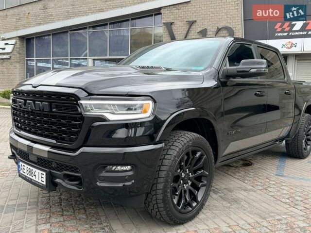 Черный Ram 1500, объемом двигателя 2.99 л и пробегом 32 тыс. км за 105000 $, фото 1 на Automoto.ua