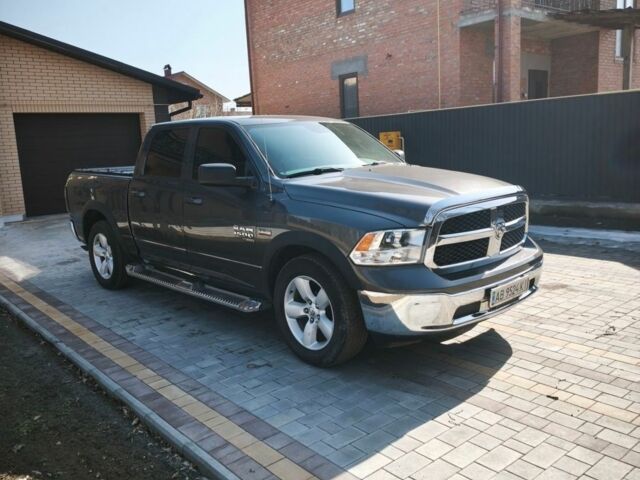 Сірий Ram 1500, об'ємом двигуна 5.65 л та пробігом 110 тис. км за 35000 $, фото 1 на Automoto.ua