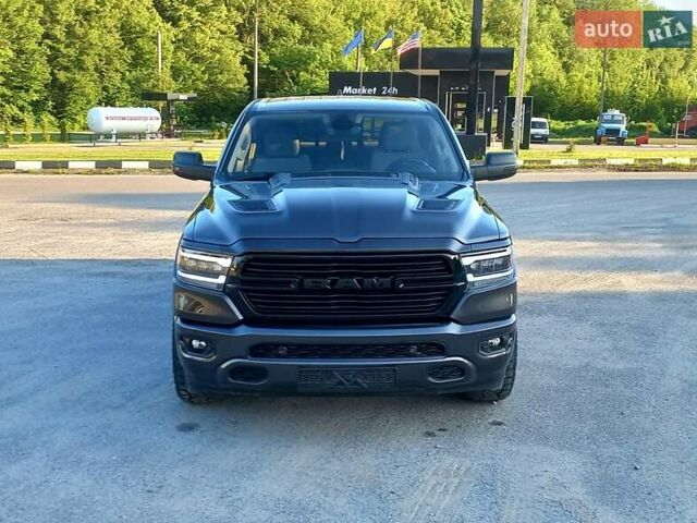 Серый Ram 1500, объемом двигателя 5.65 л и пробегом 208 тыс. км за 32300 $, фото 1 на Automoto.ua