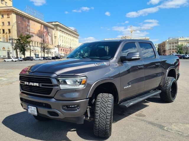 Серый Ram 1500, объемом двигателя 5.7 л и пробегом 80 тыс. км за 70000 $, фото 1 на Automoto.ua