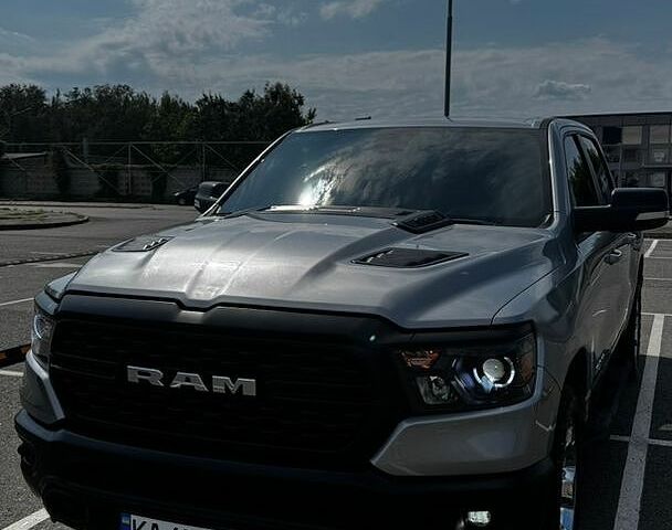 Сірий Ram 1500, об'ємом двигуна 5.65 л та пробігом 124 тис. км за 43900 $, фото 1 на Automoto.ua