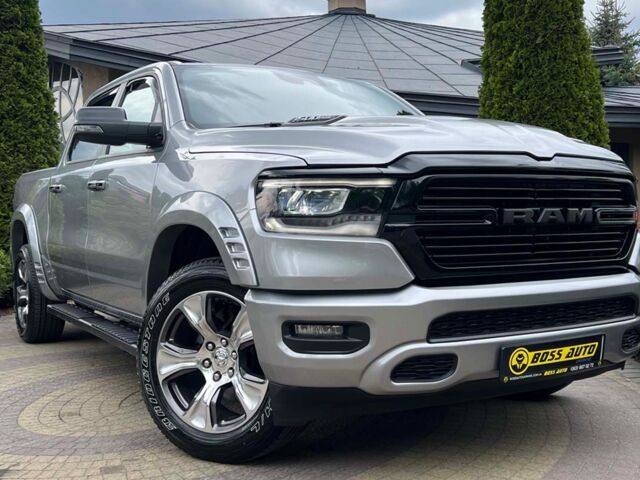 Серый Ram 1500, объемом двигателя 5.7 л и пробегом 14 тыс. км за 42999 $, фото 1 на Automoto.ua