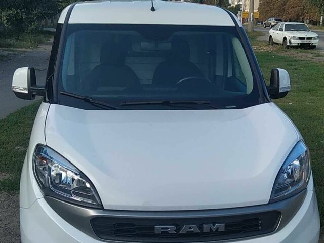 Белый Ram Promaster City, объемом двигателя 0.24 л и пробегом 82 тыс. км за 14200 $, фото 1 на Automoto.ua