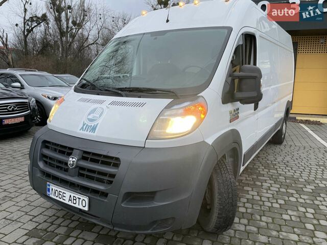 Белый Ram Promaster City, объемом двигателя 3.6 л и пробегом 168 тыс. км за 13500 $, фото 1 на Automoto.ua