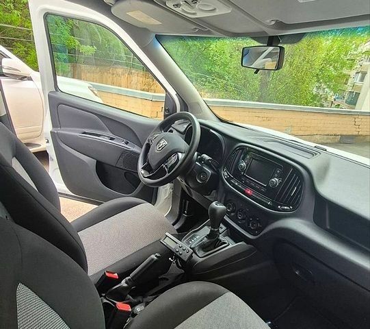 Белый Ram Promaster City, объемом двигателя 2.36 л и пробегом 18 тыс. км за 19500 $, фото 1 на Automoto.ua