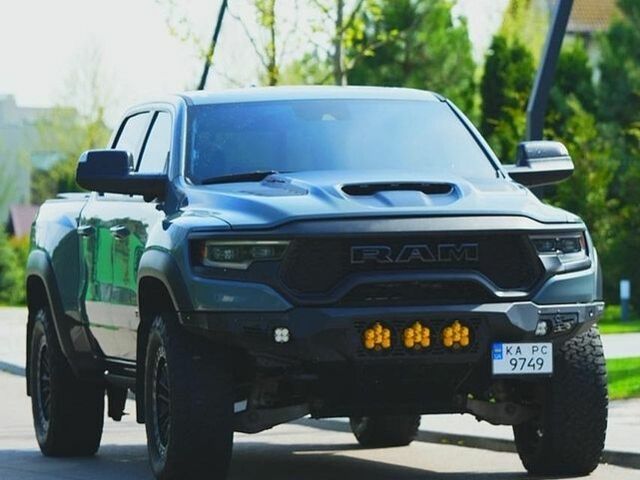 Синий Ram TRX, объемом двигателя 6.2 л и пробегом 63 тыс. км за 150000 $, фото 1 на Automoto.ua