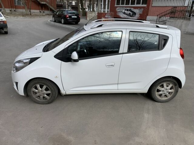 Белый Равон Р2, объемом двигателя 1.25 л и пробегом 63 тыс. км за 5900 $, фото 1 на Automoto.ua