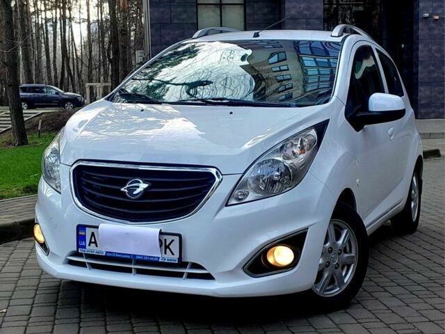 Білий Равон Р2, об'ємом двигуна 1.25 л та пробігом 100 тис. км за 6800 $, фото 1 на Automoto.ua